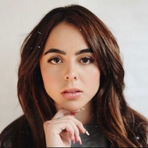 ANA CISNEROS