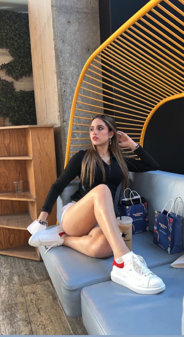 BARBIE LIRA - Image 2