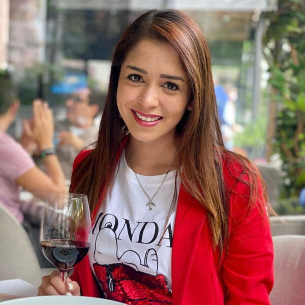 DANIELA NARVAEZ