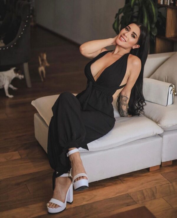 DIANA ZAMBRANO - Image 3
