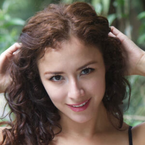 AMANDA LUNA