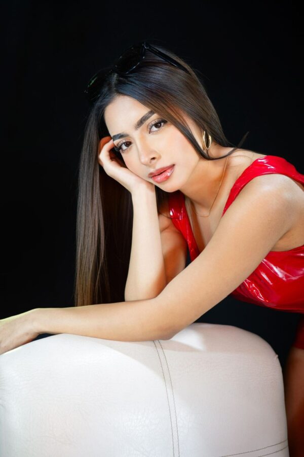 ASH PINEDA - Image 3