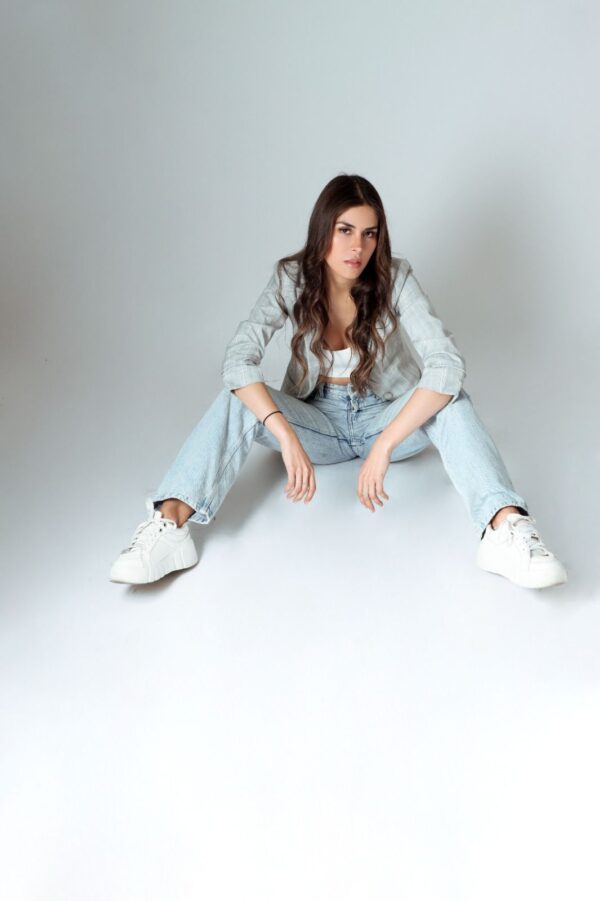 MIA FERNANDA - Image 2
