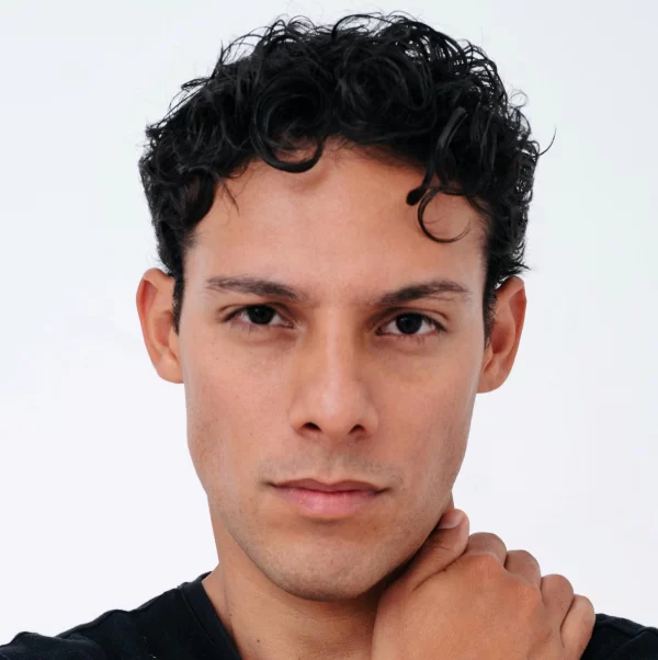 ALAN SALAZAR